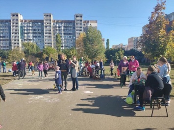 Субботник и Праздник Осени провели одесситы в парке "Энтузиастов", - ФОТО