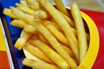 Страны ЕС поссорились с Колумбией из-за картошки фри