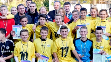 В Покрове прошел турнир памяти по футболу среди школьников