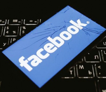 Facebook блокирует пользователей после сообщений о фейковых аккаунтах