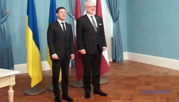 Зеленский встретился с президентом Латвии