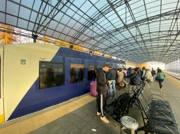 Укрзализныця планирует запустить поезд украинского производства на маршруте Киев - Борисполь