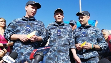 Латвия примет на реабилитацию освобожденных украинских моряков