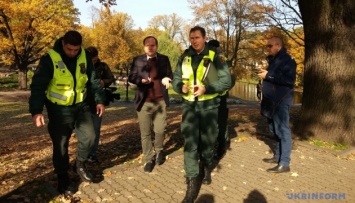 В Риге рядом с Зеленским задержали россиян, выдававших себя за журналистов