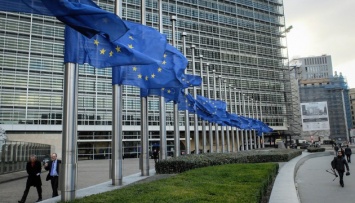 Еврокомиссия рекомендует Евроcовету поддержать Brexit-соглашение