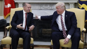 Трамп использовал письмо Эрдогану как громоотвод от скандалов вокруг себя