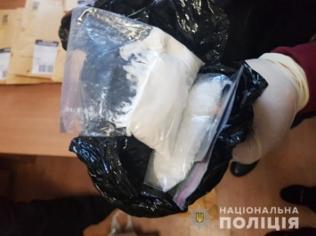 В Киеве у мужчины изъяли наркотики на сумму 10,5 млн грн