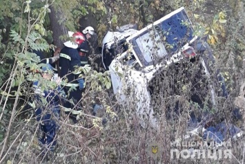 Под Тернополем в кровавом ДТП погибла 20-летняя водитель и ее ровесница-пассажирка