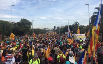 Всеобщая забастовка в Каталонии: протестующие перекрыли дороги в Барселону