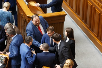 Нардепы будут принимать судьбоносные законы без Громадской Рады: что это значит для украинцев