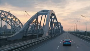 BMW сняла рекламу своего нового автомобиля в Киеве (видео)