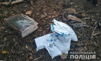 В селе Днепропетровской области у мужчины изъяли почти 5 кг наркотиков