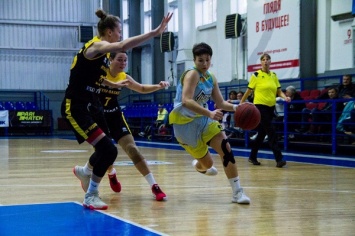 Баскетболистки Литвака потерпели первое поражение в чемпионате