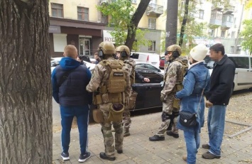 В Днепропетровской области задержали группировку, которая занималась рэкетом