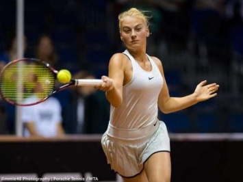 Костюк уступила в первом круге турнира во Франции