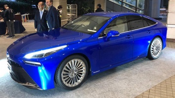 Toyota Mirai второго поколения показали в Токио (ФОТО)