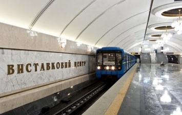 В киевской метро сломался поезд