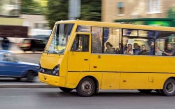 В Одессе водитель нанес пассажирке тяжелую травму и уехал
