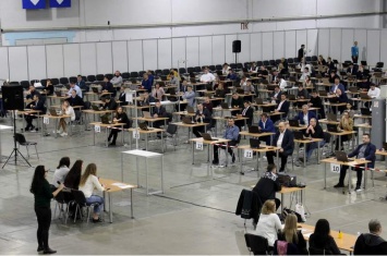Прокуроры ГПУ начали сдавать экзамены в рамках переаттестации