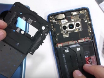 Блогер проверил ремонтопригодность OnePlus 7T