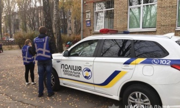 В Киеве семиклассница на перемене выпрыгнула из окна школы