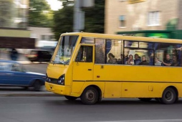 Никто за ребенка не вступился: в Киеве водитель маршрутки попал в скандал