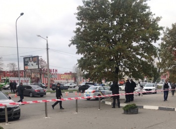 Стрельба возле супермаркета в Харькове: один человек погиб