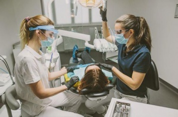 Стоматология в районе Позняки - Качественное лечение зубов в Киеве