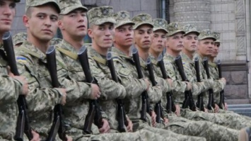 Украинцев будут забирать в армию с 18 лет: у Зеленского сделали громкое заявление