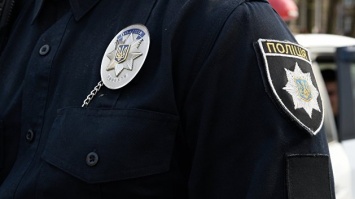 В Великолепетихском районе правоохранители оперативно разыскали подростков, которые хулиганили на местном стадионе