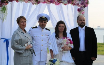 На Херсонщине состоялась свадьба моряка Виктора Безпальченко, освобожденного из российского плена