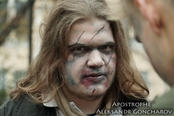 В Киеве в канун Хэллоуина прошел парад зомби. Фото и видео