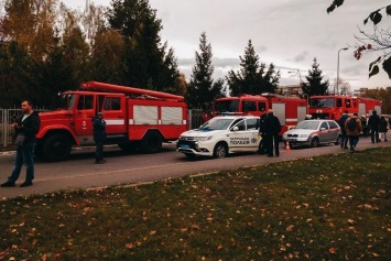 В Киеве произошел пожар в одной из больниц Лесного массива, - ФОТО