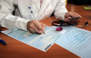 Охота за пациентами - в Мелитополе подписать декларацию предлагают уже и доктора частных клиник