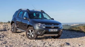 Автоблогер поехал «рыбачить» на Renault Duster и решил проверить его проходимость