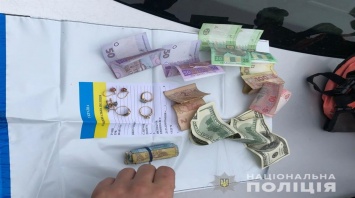 В Новомосковске грабитель прятался от полиции на чердаке под одеялом