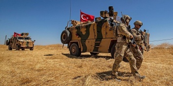 Россия опровергла обстрел военных полицейских с турецкой стороны
