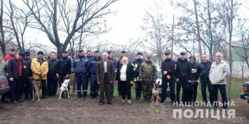 Всю ночь искал дорогу домой: в лесах Кременского района заблудился 80-летний мужчина