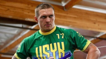 Александр Усик попал в ТОП-5 супертяжей WBC