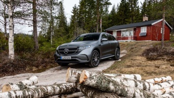 Mercedes-Benz отзывает новые электрокары EQC