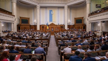Нардепы в панике, началась истерика: Романенко рассказал, как "накосячили" в Раде
