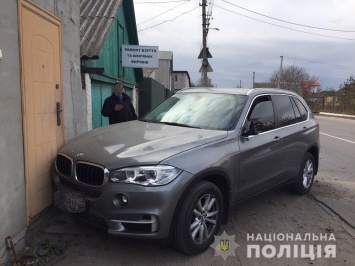 Под Киевом пьяный водитель сбил беременную. Его задержали неравнодушные прохожие