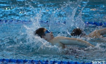 В Днепре на базе СК «Метеор» прошел Чемпионат города по плаванию среди юниоров (ФОТОРЕПОРТАЖ)