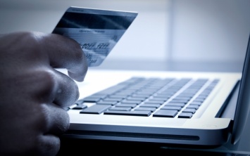 Ползарплаты за интернет-покупку: как херсонцам продают дырку в кармане