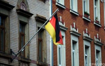 Немецкий город Дрезден объявил "нацистскую чрезвычайную ситуацию"