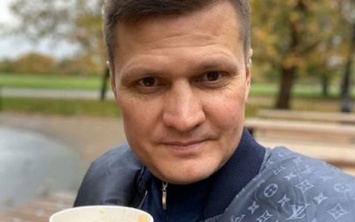 Улетел но обещал вернуться: херсонский экс-нардеп наслаждается кофе в Лондоне
