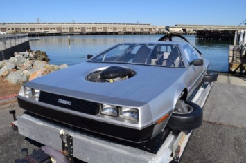 В продаже появился DeLorean на воздушной подушке (ВИДЕО)