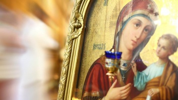 День Казанской иконы Божьей Матери 2019: молитва и поздравления в стихах и прозе