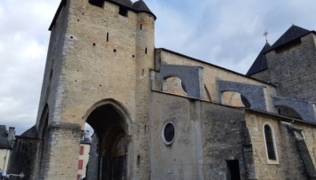 Во Франции ограбили собор из наследия ЮНЕСКО