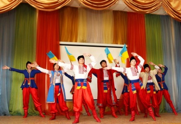 Мы - рода казацкого дети: одесские школьники соревновались в военно-спортивной игре